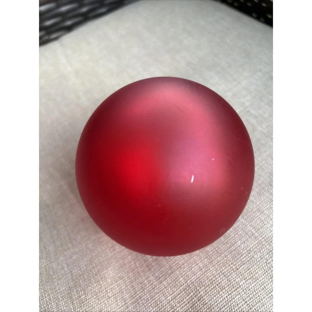 RARE Vintage Disney Store Pooh's Winter Wonderland Christmas Ornament Red 1996
